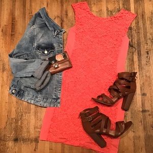 Fitted pink/coral lace dress